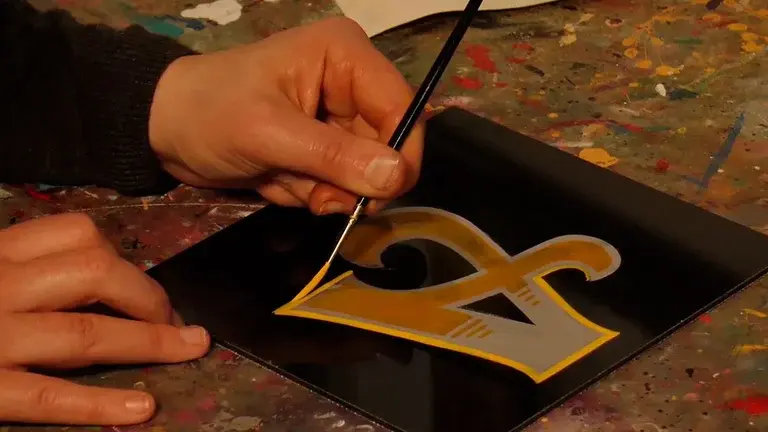 painting a letter